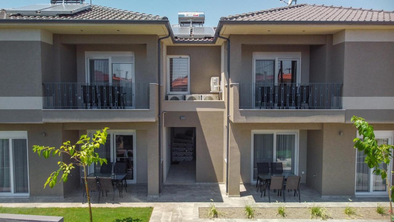 Kasta Family Apartments Nikiti  Esterno foto